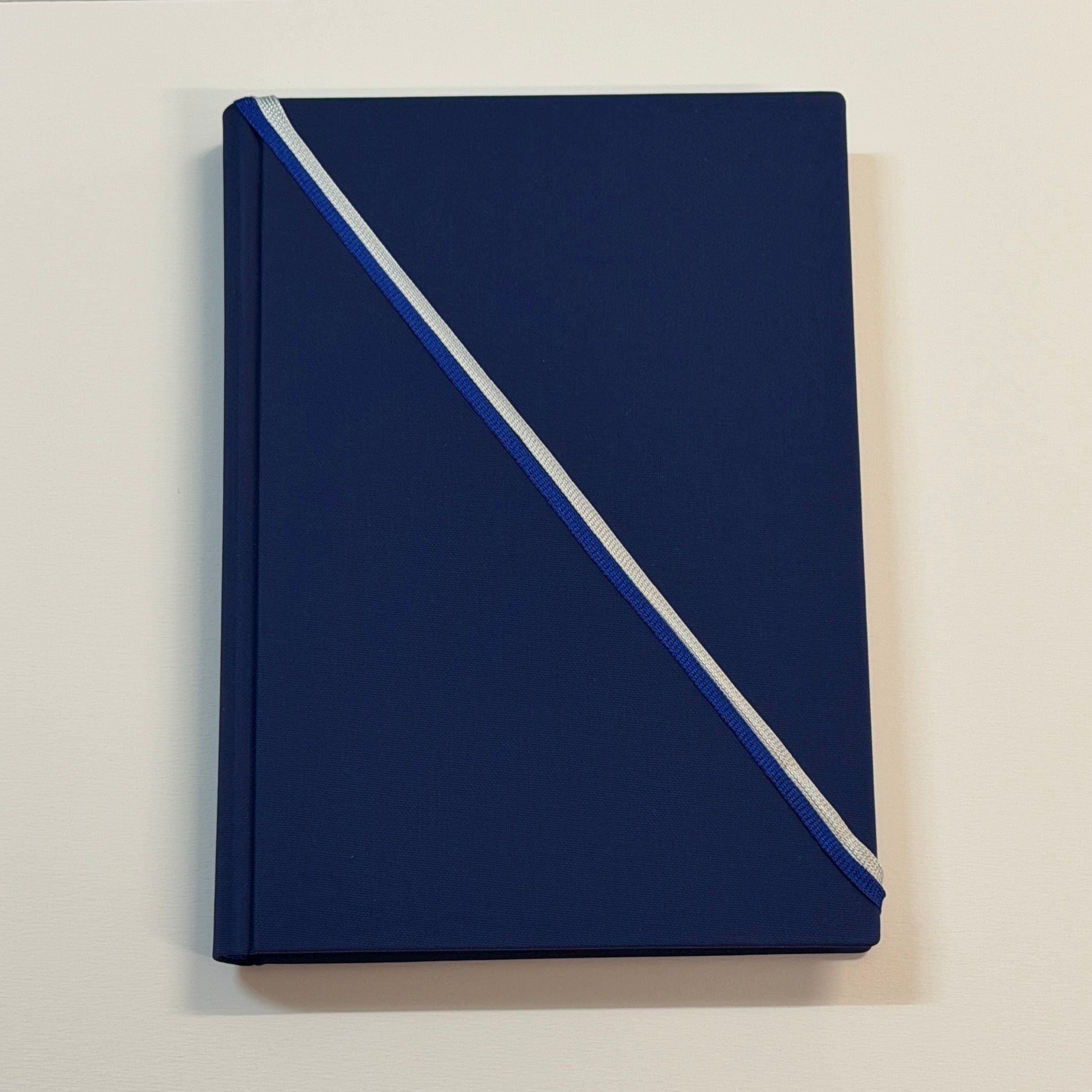 Le Classique – Carnet A5 en Buckram Matt Bleu