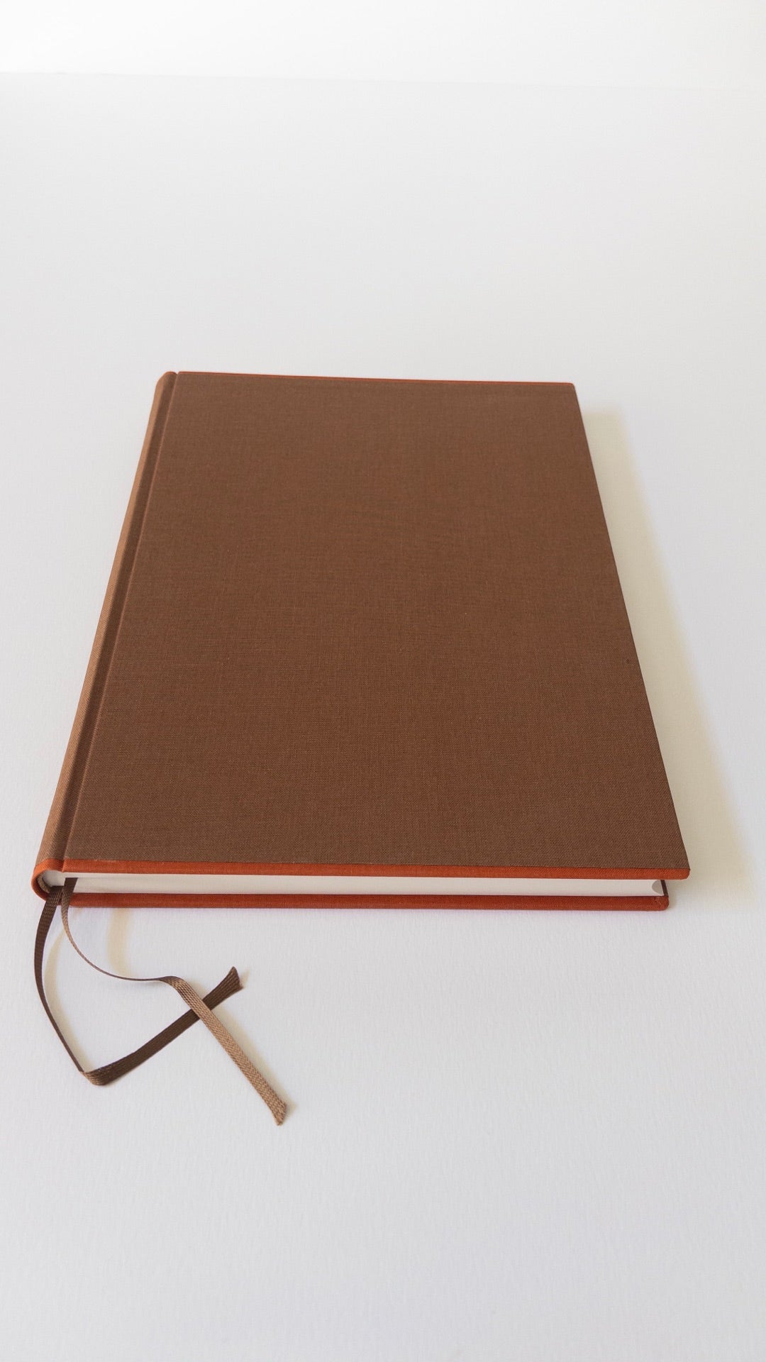 Carnet Impériale A4 Brun — vue de face