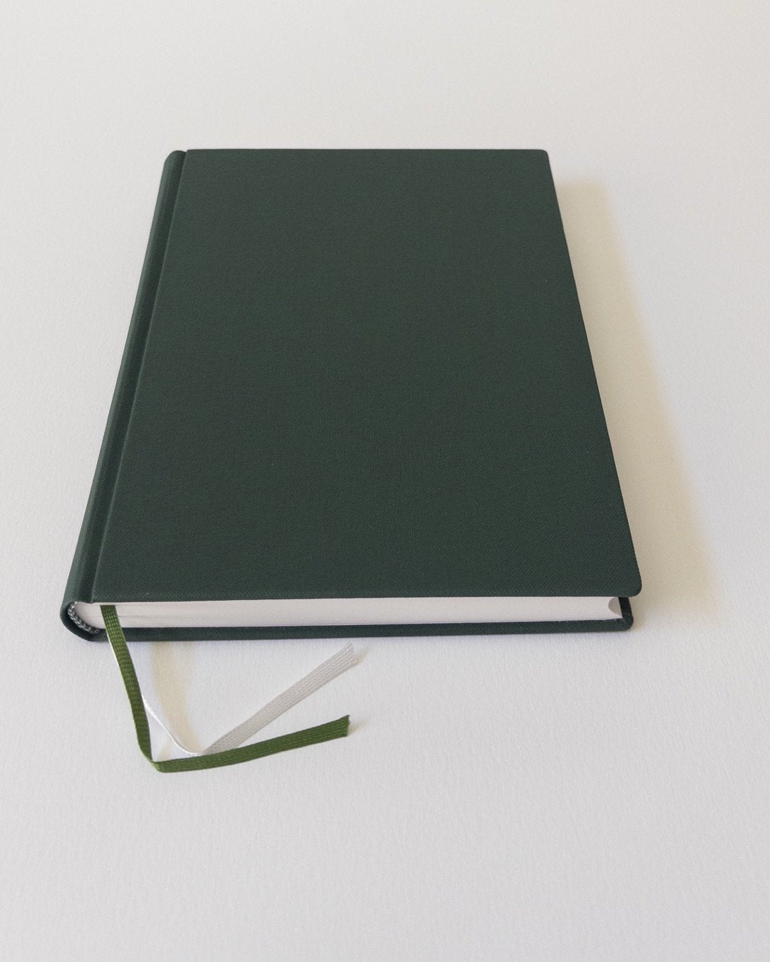 Carnet Buckram A5 Vert — vue de face
